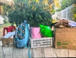 Barang Asisten Rumah Tangga Dikeluarkan dari Rumah di Graha Family, Etika Majikan Dipertanyakan
