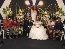 Pernikahan Maher Manobe dan Dwi Natalia Digelar Khidmat di Denpasar Bali