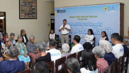PLN Icon Plus Dukung Kesejahteraan Lansia melalui Bantuan Sosial dan Kesehatan di Malang