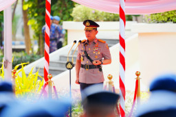 Kapolri Pimpin Upacara Hari Juang Polri 2026 di Surabaya, Kobarkan Semangat Perjuangan