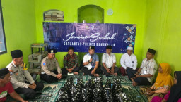 Jumat Berkah, Polisi Hadir di Tengah Warga Bangkalan dengan Bantuan Sembako