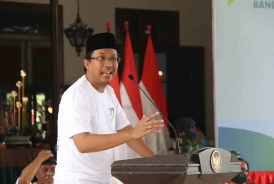 AMI ; Bubarkan Saja KPK Kalau Tidak Berani Memanggil dan Memeriksa Bupati Sidoarjo