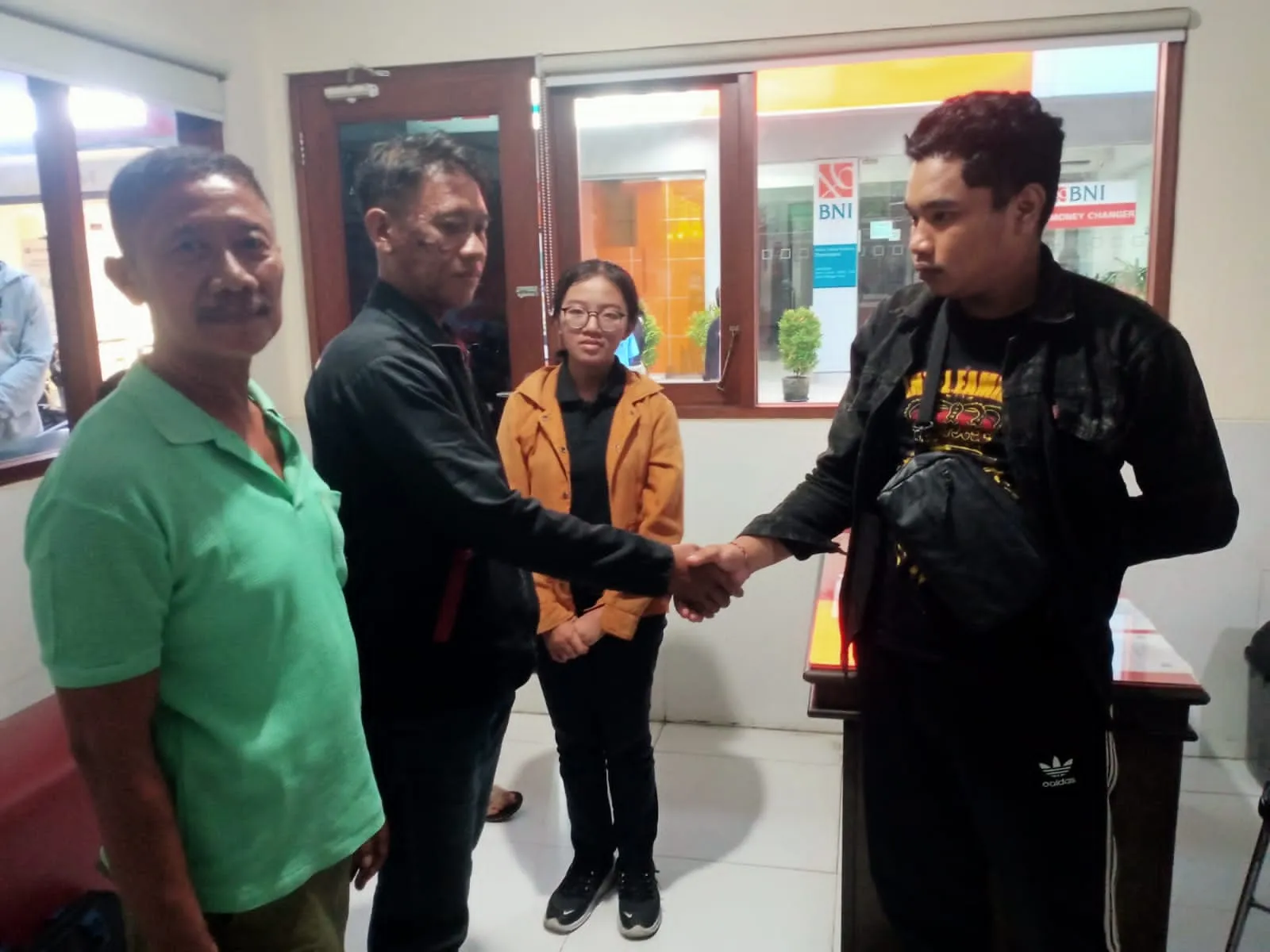 Pawas Polsek Denbar Mediasi Kasus Pemukulan di Jalan Hasanudin Denpasar