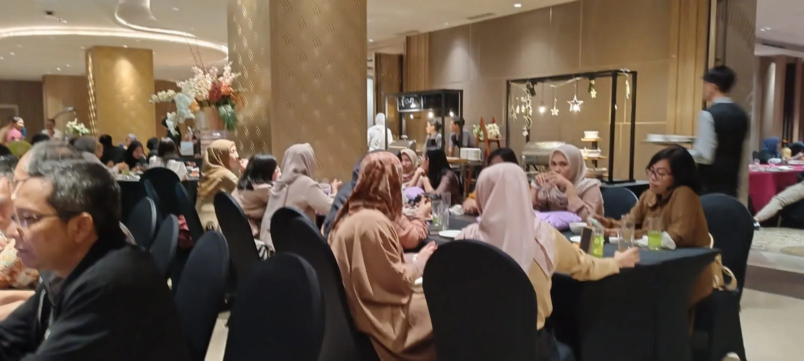 Hotel Morazen Surabaya,Tampilkan Makanan Asia Sampai Timur Tengah, Dengan Tema Iftar Delight