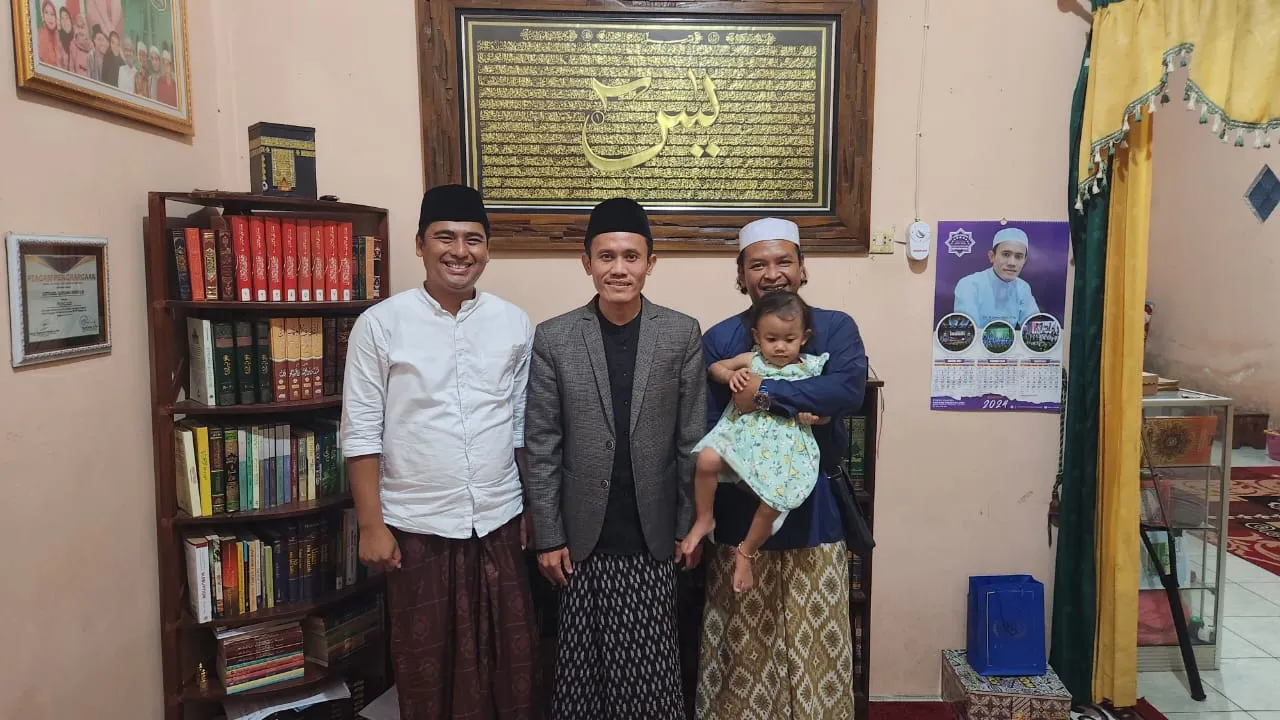 Mas Arif Silaturrahmi Dan Mohon Doa Restu Kepada Pengasuh Pondok Pesantren Kanjeng Sunan Kalijaga