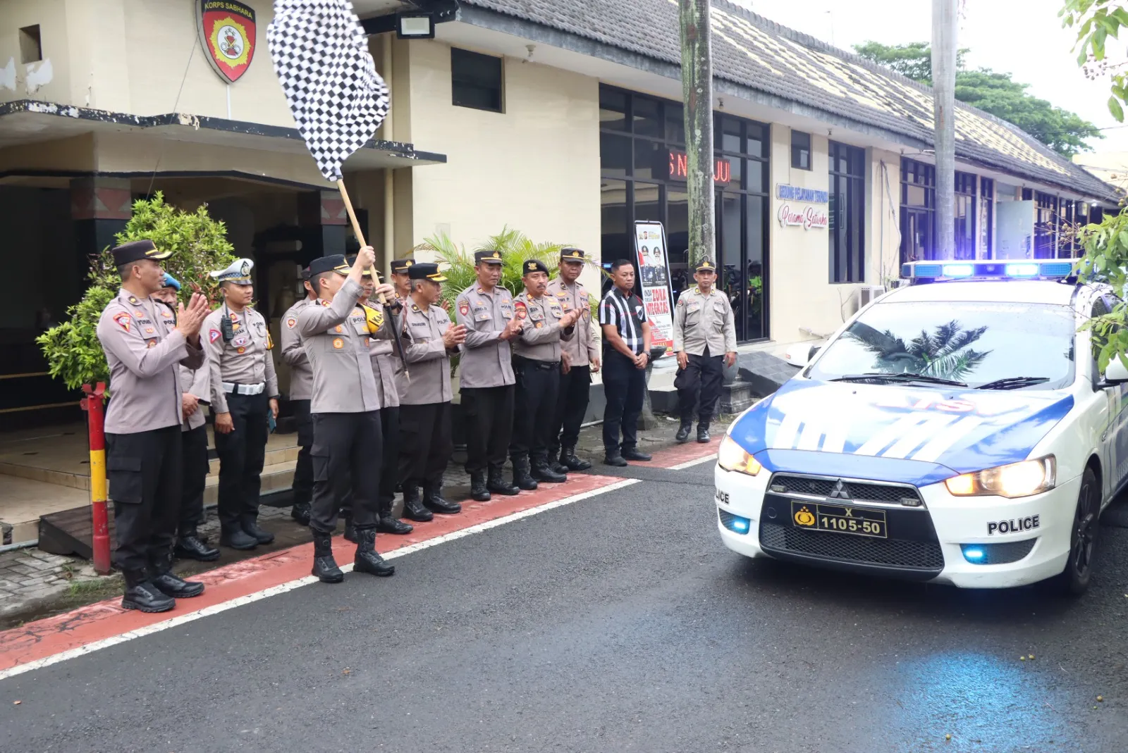 Polres Nganjuk Gelar Patroli Gabungan Skala Besar Amankan Kegiatan Takbiran 2024