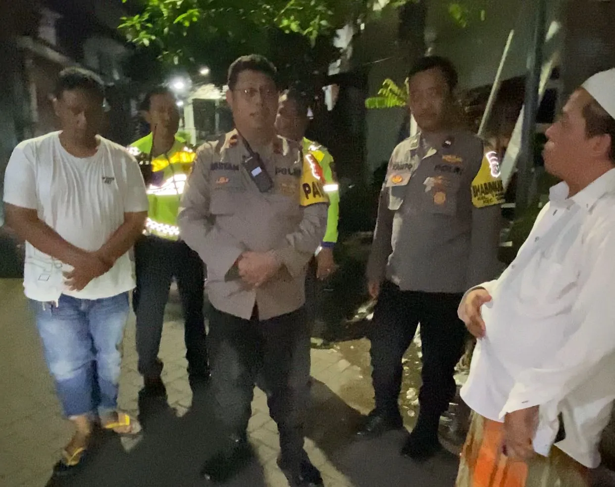 Polsek Simokerto Patroli Rumah Kosong Saat Libur Lebaran