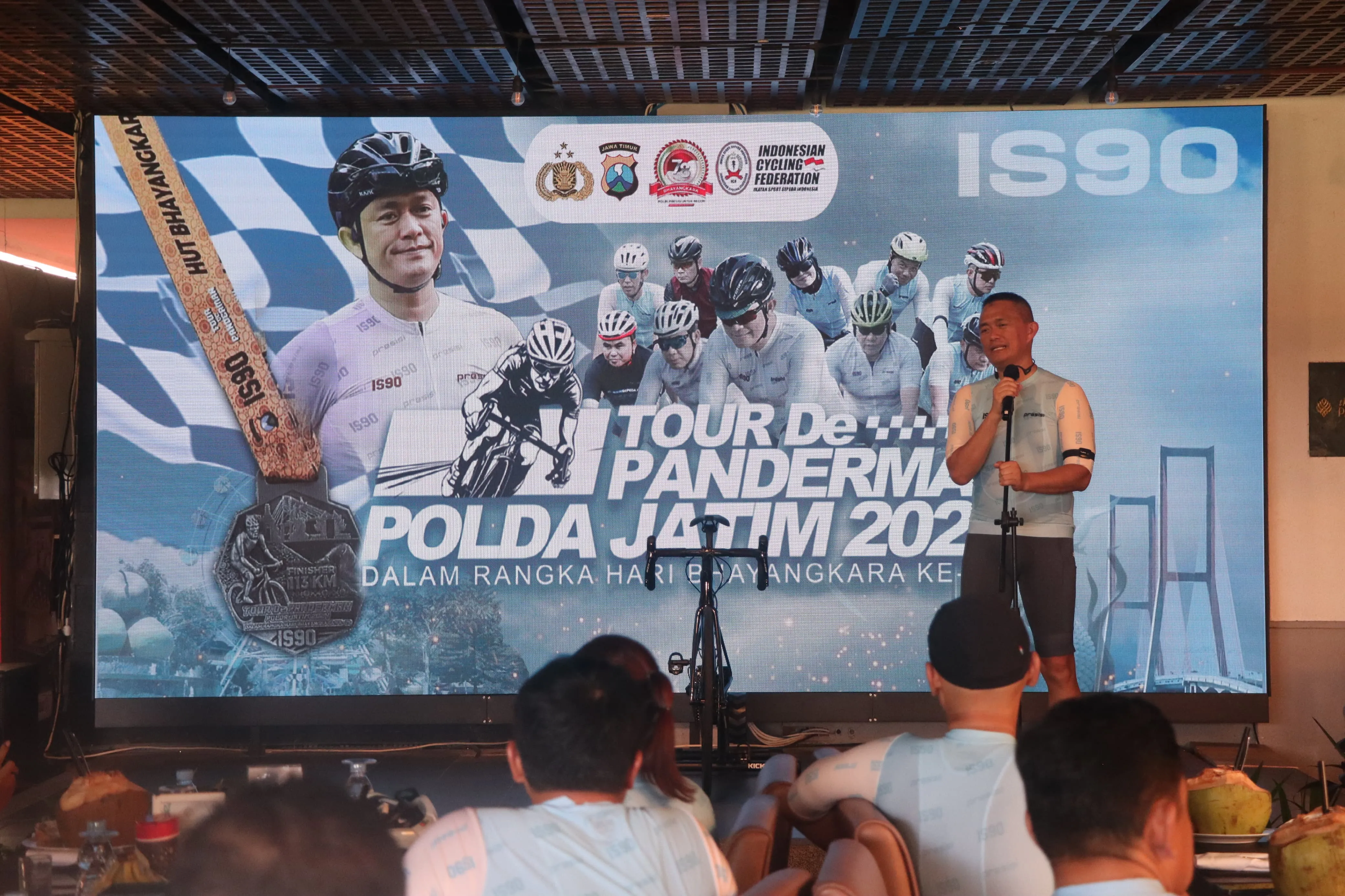 Sambut Hari Bhayangkara ke - 78 Polda Jatim Gelar Balap Sepeda Tour de Panderman