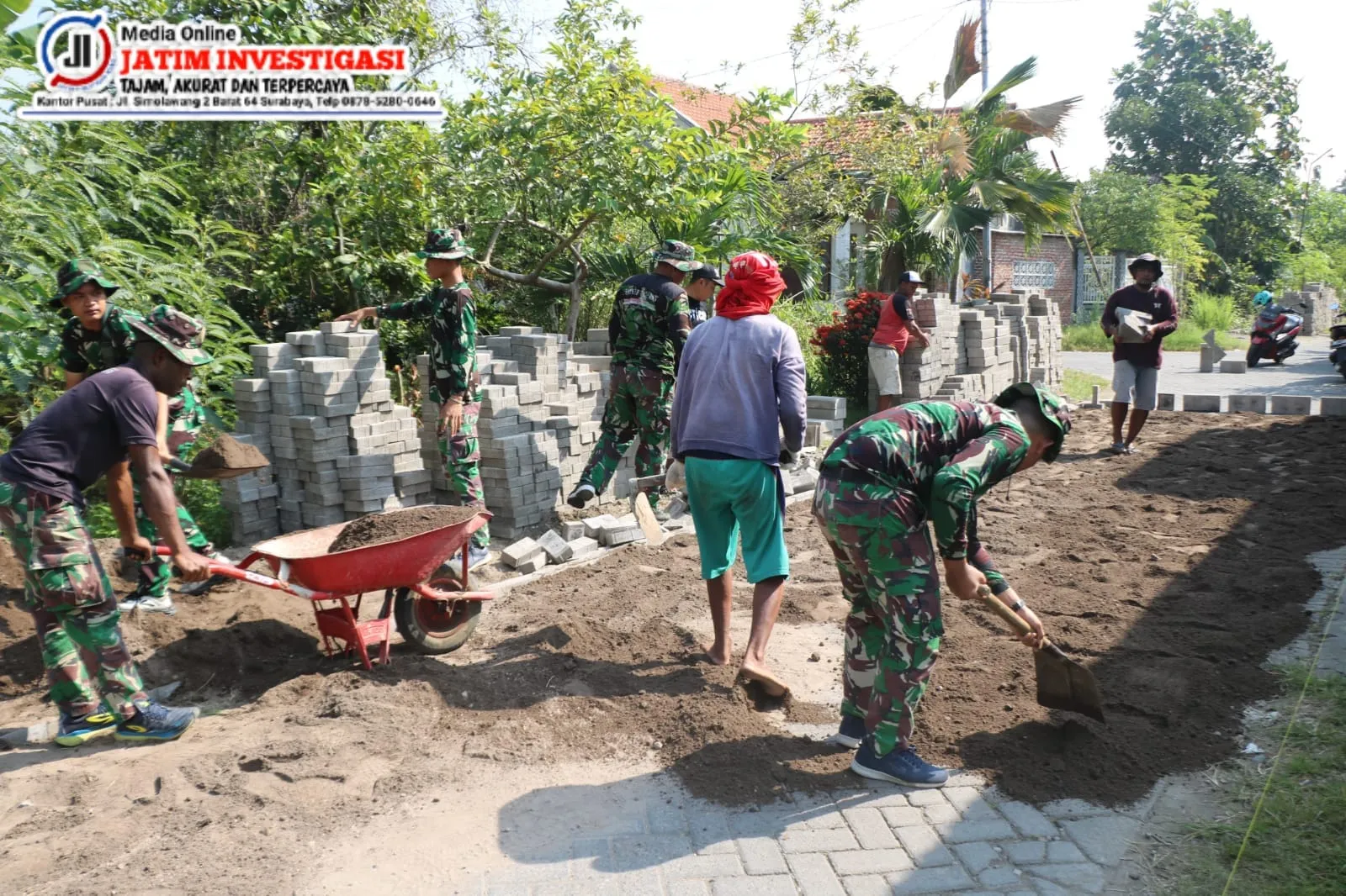 Pembangunan Jalan Paving Sepanjang 300 Meter Oleh Satgas TMMD ke-120 Kodim 0816/Sidoarjo Capai 50% Penyelesaian
