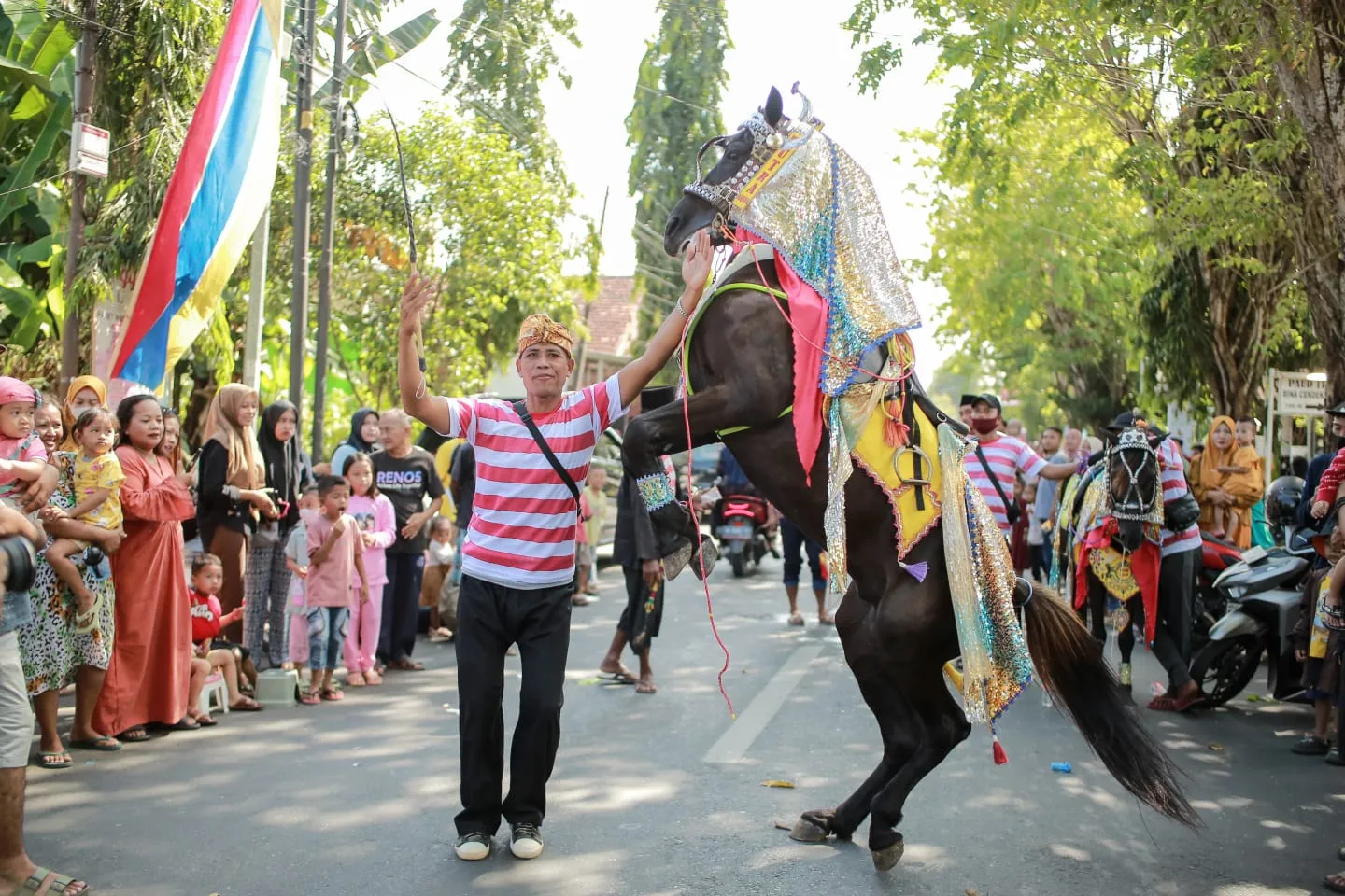 Melalui Festival Jaran Serek, Wabup Sumenep Ajak Seluruh Elemen Lestarikan Seni dan Budaya