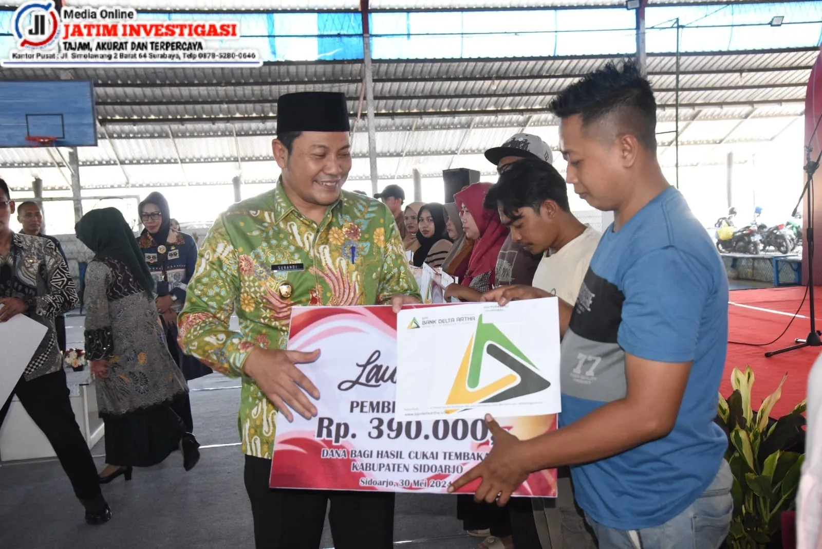5.011 Buruh Pabrik Rokok Sidoarjo Terima BLT DBHCHT