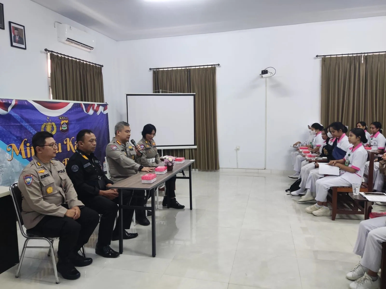 Polda Bali Gelar Minggu Kasih Bertempat Di Stikes Bina Usada