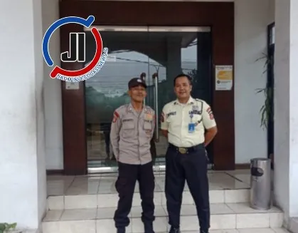 Pastikan Keamanan di Objek Vital Bank Panin, Polsek Asemrowo Laksanakan Patroli 3C