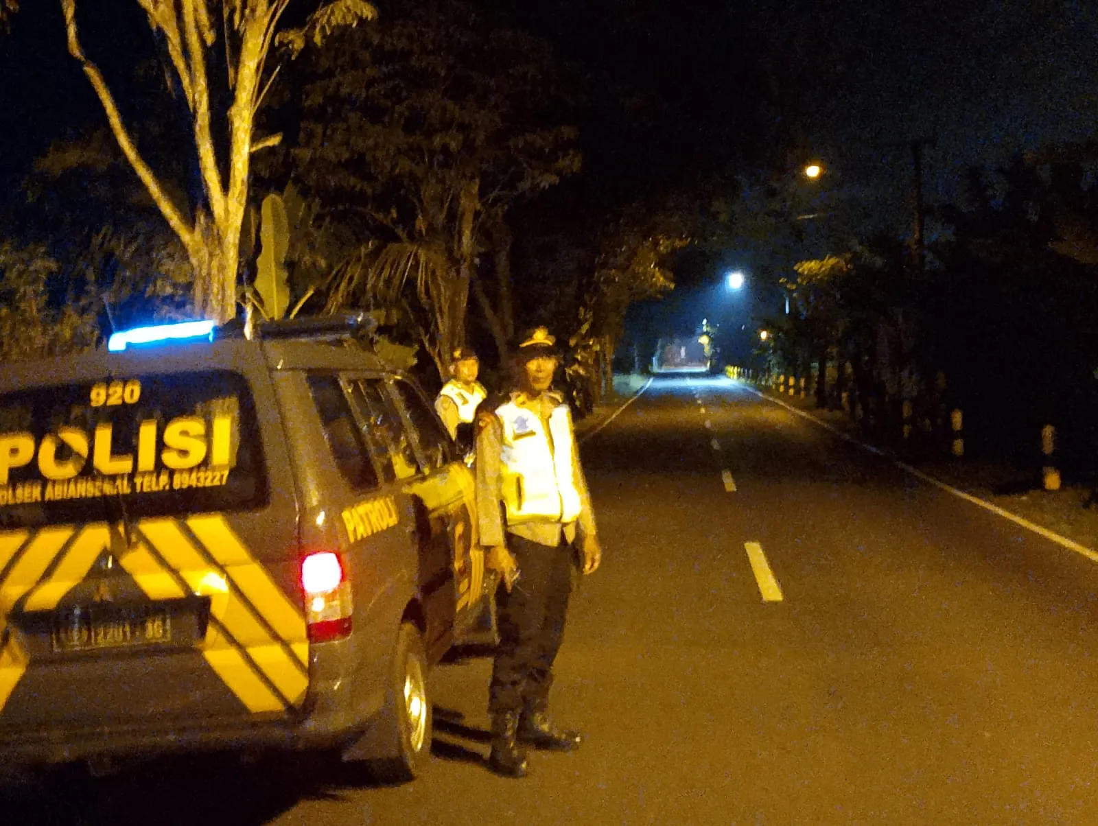 Patroli Biru Polsek Abiansemal Strong Point Jalur Rawan Tindak Kriminalitas, Guna Pemeliharaan Kamtibmas Tetap Kondusif