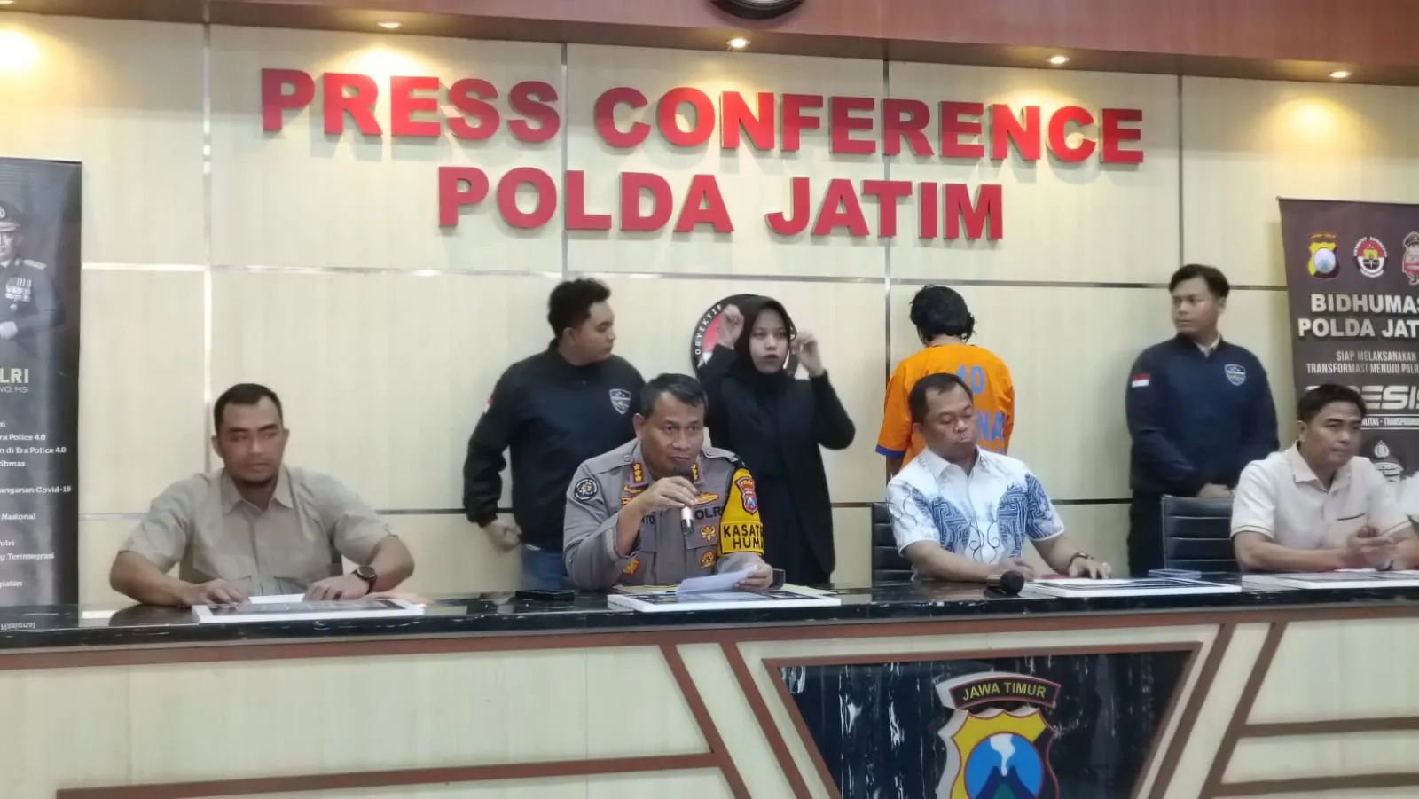 Ditreskrimsus Polda Jatim Telah Menangkap Pelaku Tindak Pidana ITE dan Terkait Pornografi.