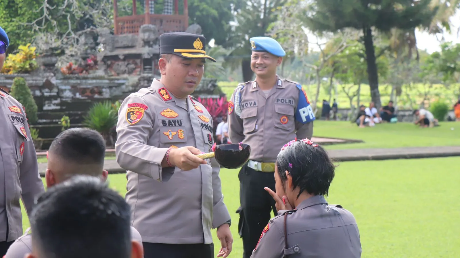 Polresta Denpasar Gelar Upacara Pembaretan Bintara Remaja Lulusan Tahun 2024