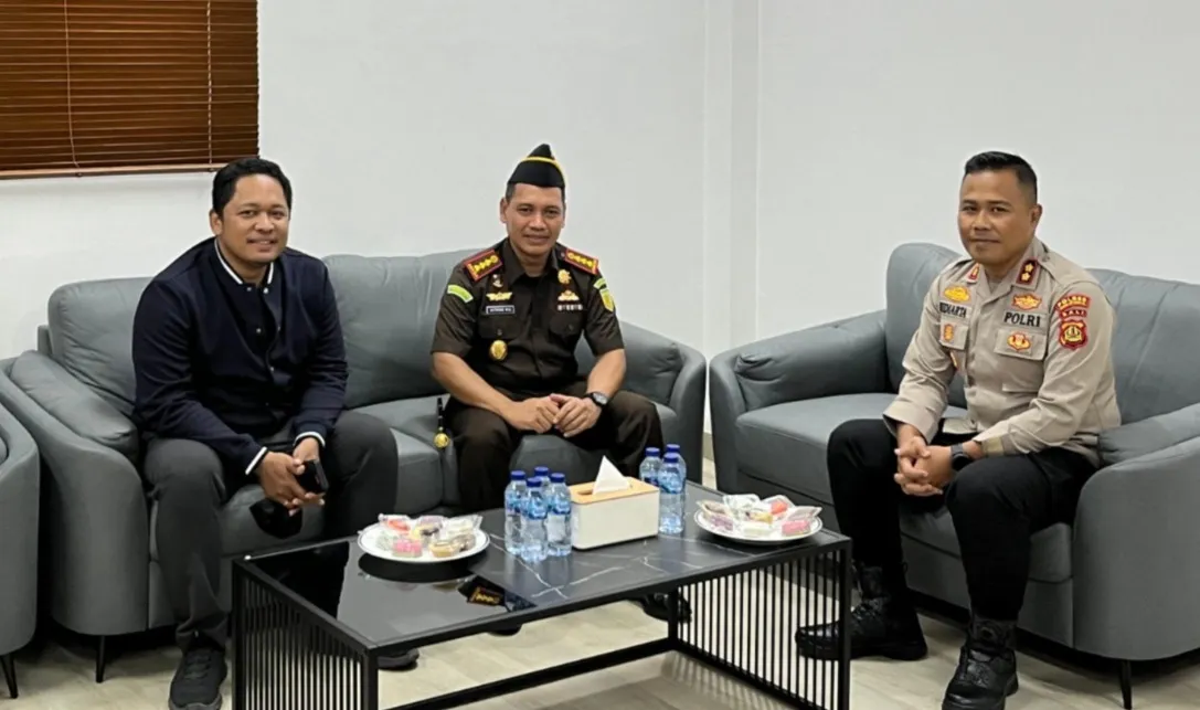 Kapolres Bandara Ngurah Rai Terima Kunjungan Kajari Badung
