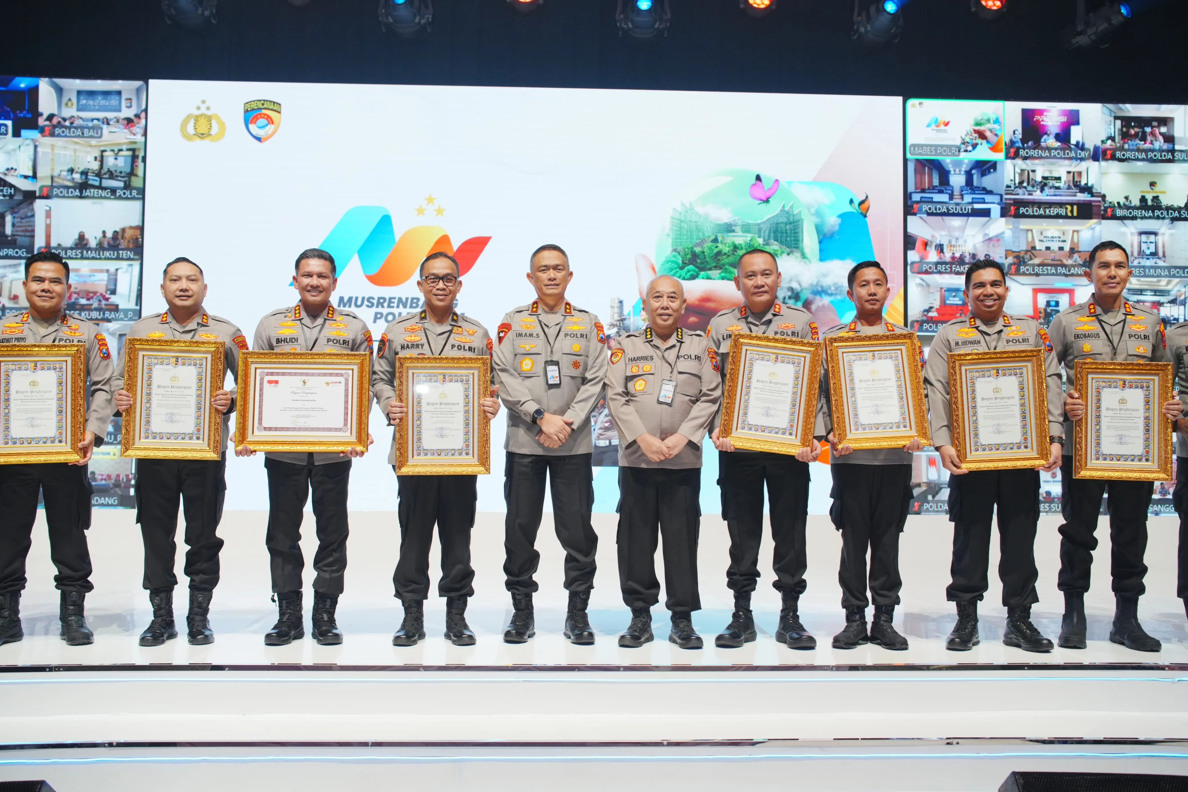 Polres Bojonegoro Raih Penghargaan Pelayanan Prima Kategori A Versi PEKPPP Nasional