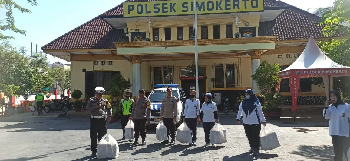 Warga Surabaya Kembali Dibuat Senang Oleh Polsek Simokerto