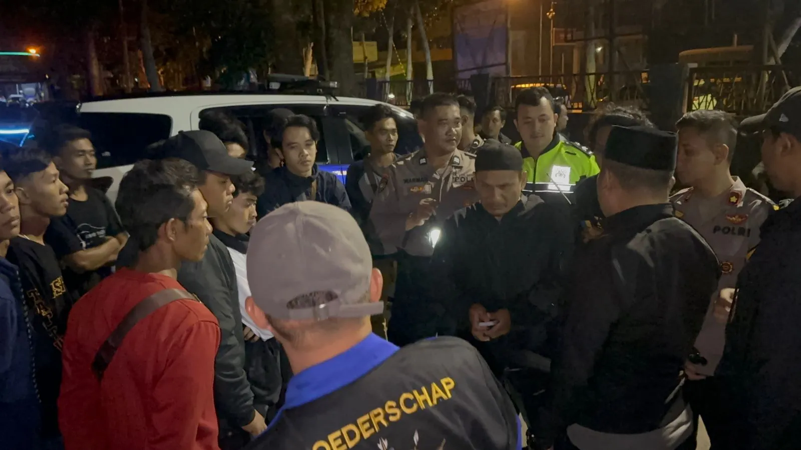 Suran Agung, Polres Tulungagung Kawal Ratusan Pesilat Menuju Madiun
