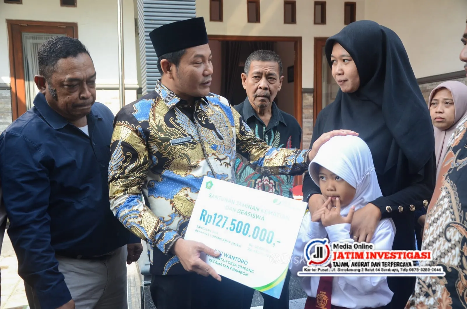 Plt. Bupati Subandi Serahkan Santunan JKM sekaligus Beasiswa Pendidikan Senilai Ratusan Juta