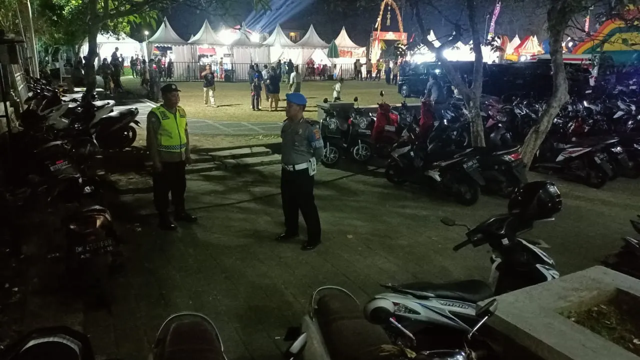 Polsek Mengwi Amankan Festival Rakyat Kelurahan Abianbase