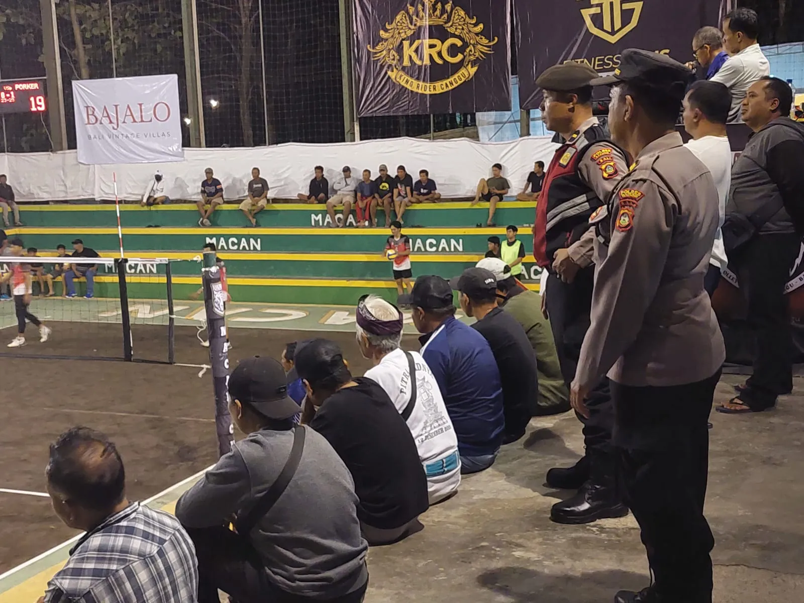 Unit Samapta Polsek Kuta Utara Amankan Turnamen Bola Voly Macan Cup III