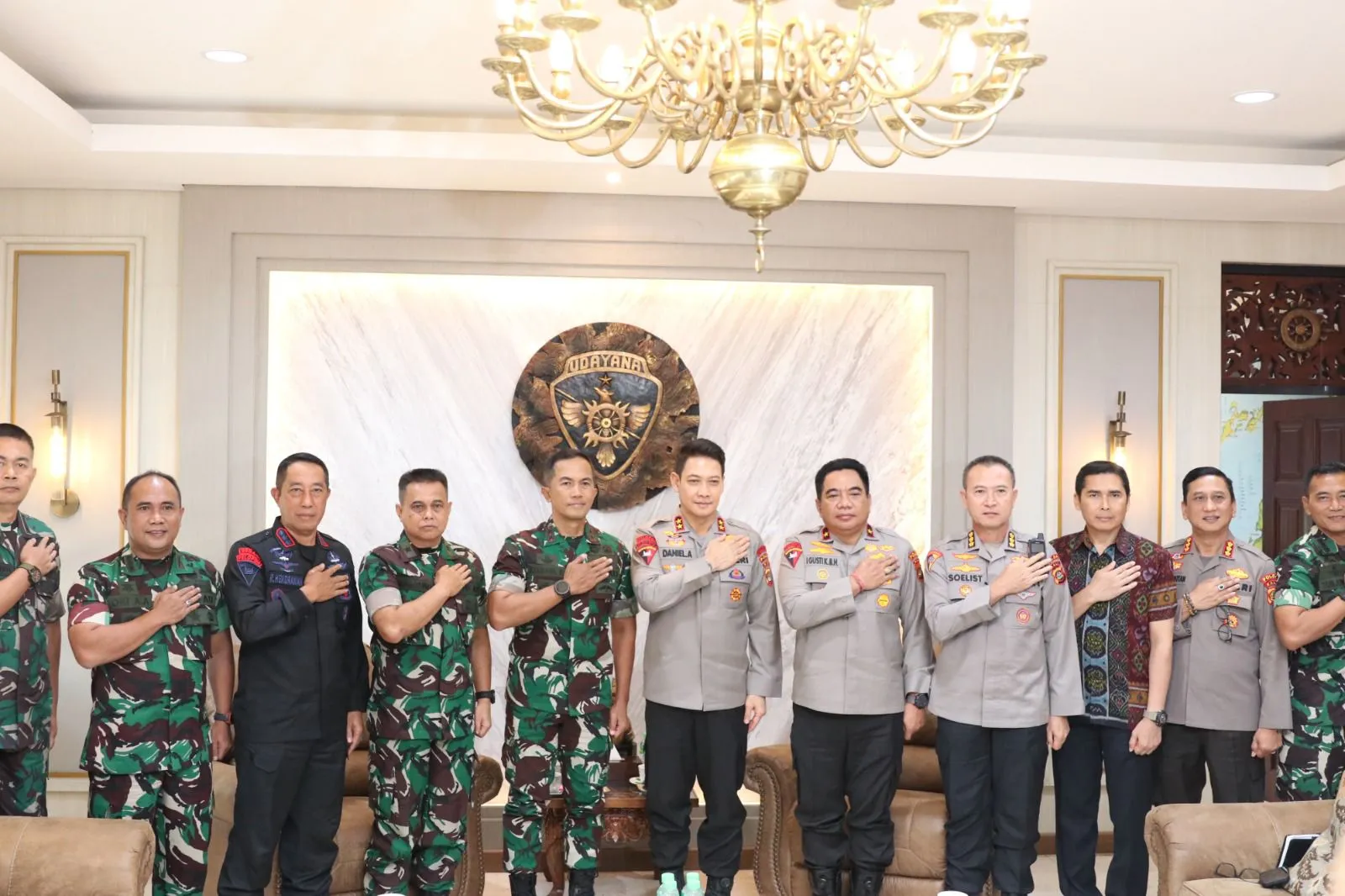 Kapolda Bali Kunjungi Kodam IX/Udayana Dalam Rangka Silahturahmi