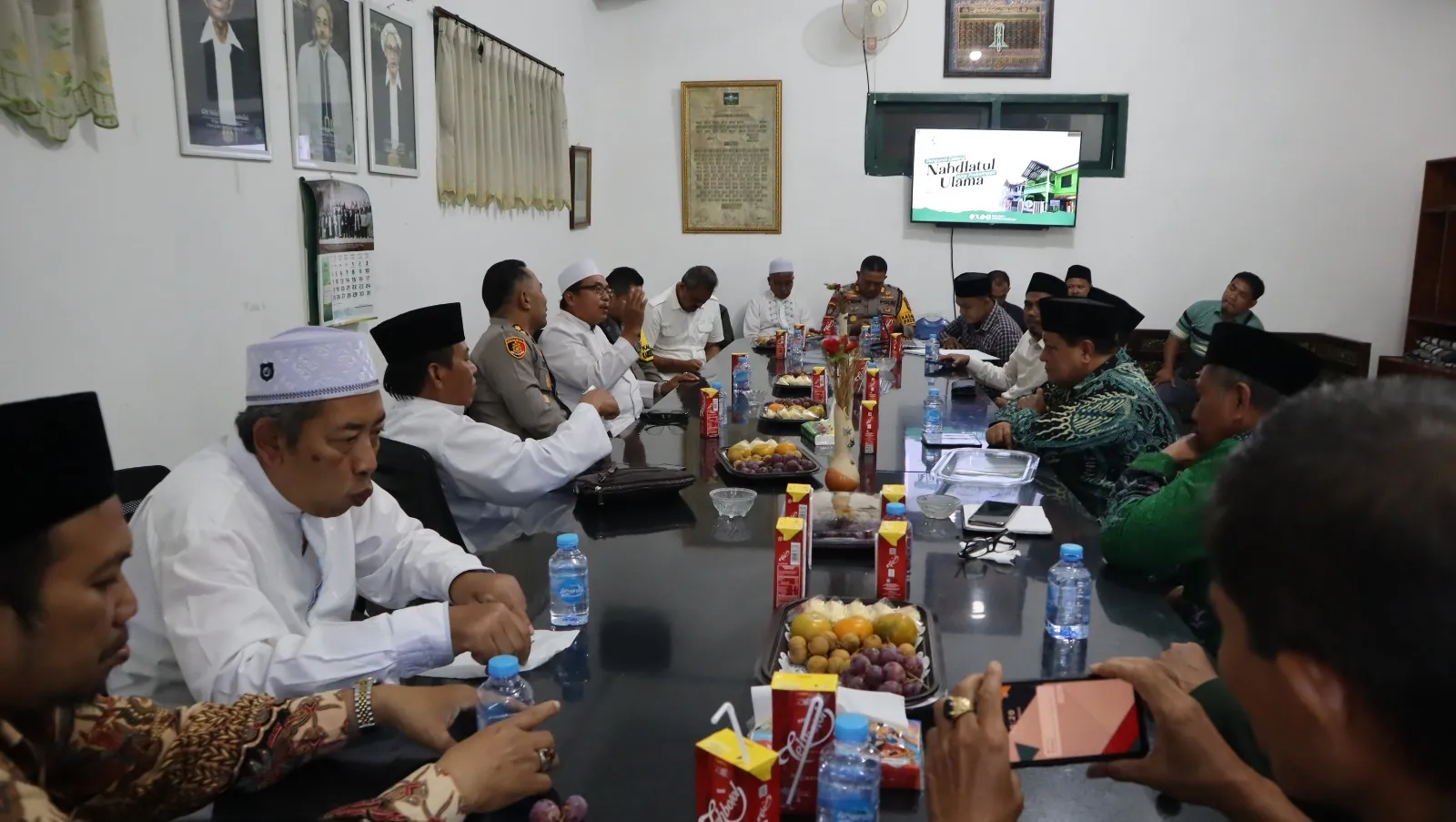 Cooling System Jelang Pilkada, Kapolres Probolinggo Kota Silaturahmi ke PCNU Perkuat Sinergitas