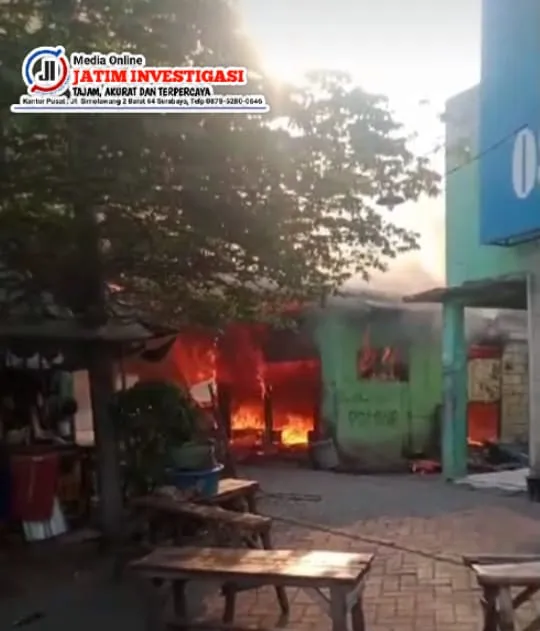 Pasar Taman Sepanjang Kebakaran Diduga Akibat Korsleting Listrik, Warga Bahu Membahu Padamkan Api