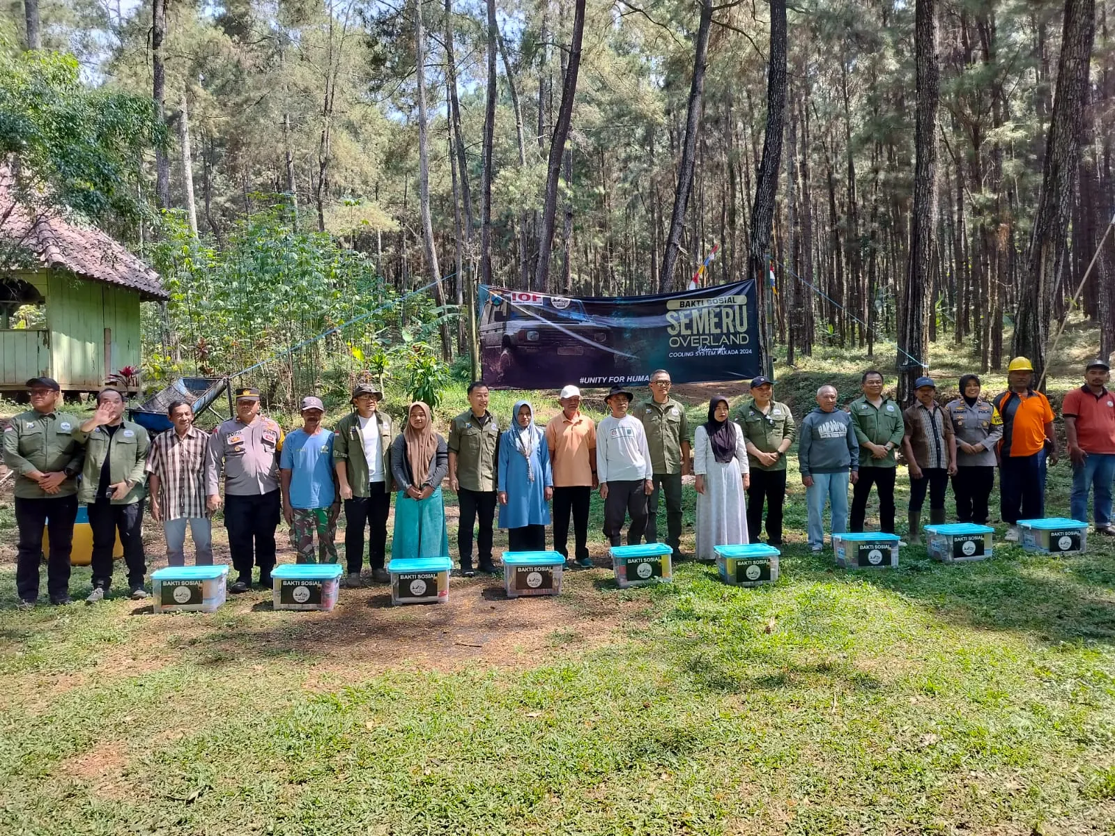 Kapolda Jatim Pimpin Baksos Semeru Overland Cooling System Pilkada 2024