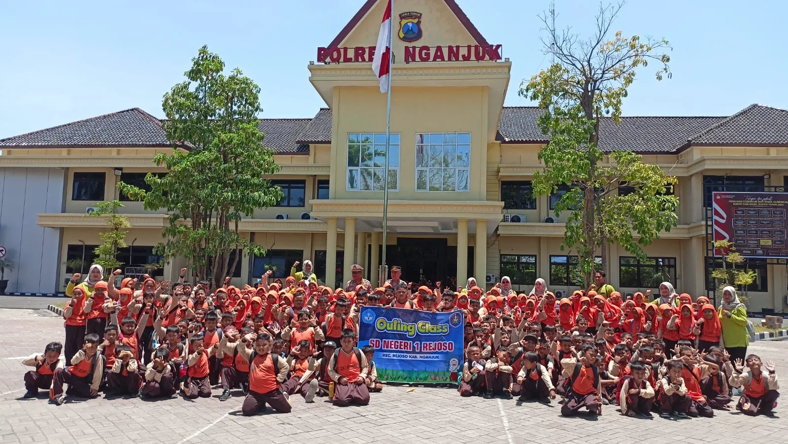 Polres Nganjuk Terima Kunjungan perwakilan Siswa PAUD dan SD Negeri se-Kabupaten Nganjuk