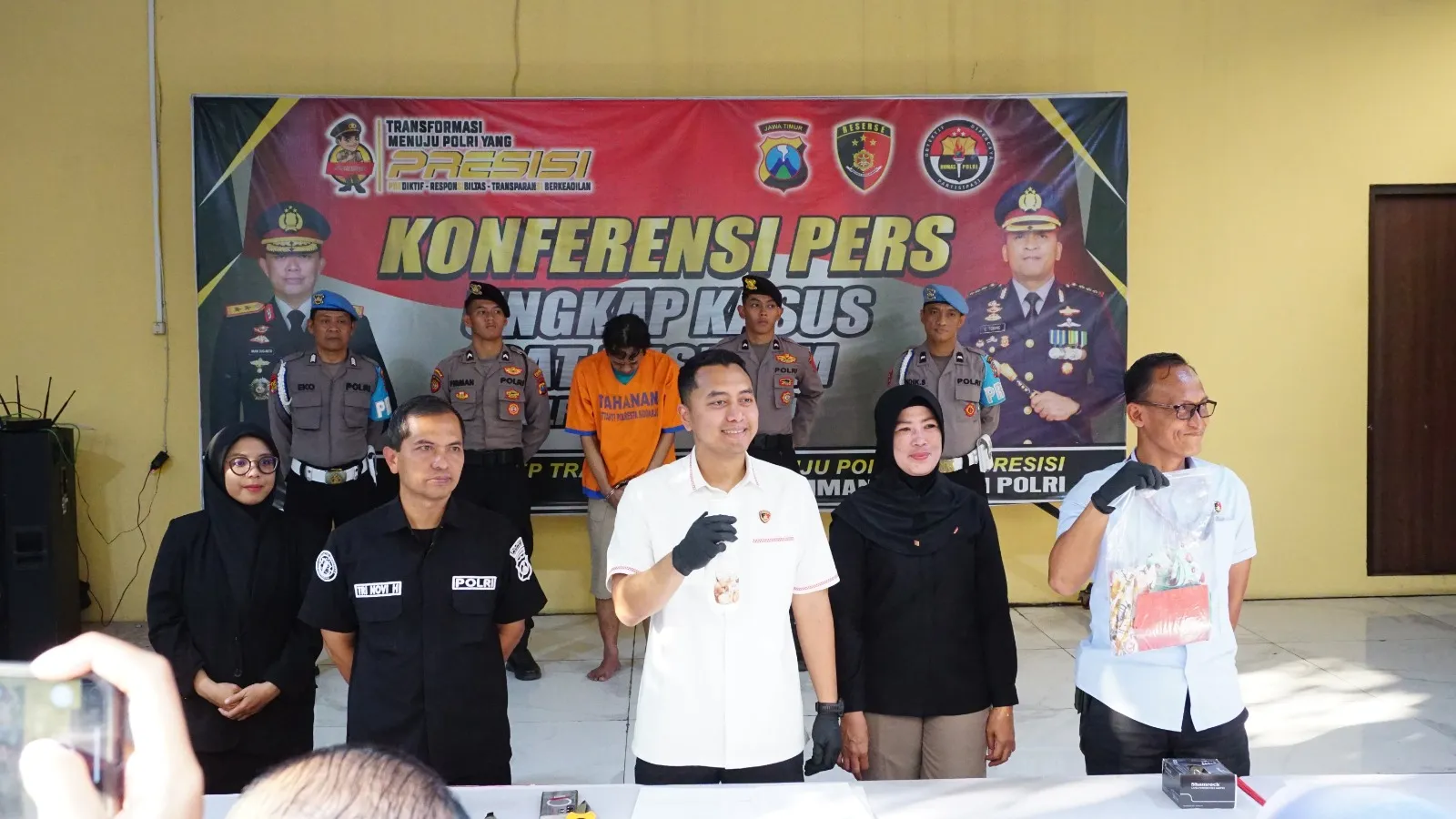 Polresta Sidoarjo Amankan Tersangka Cabuli Gadis Dibawah Umur