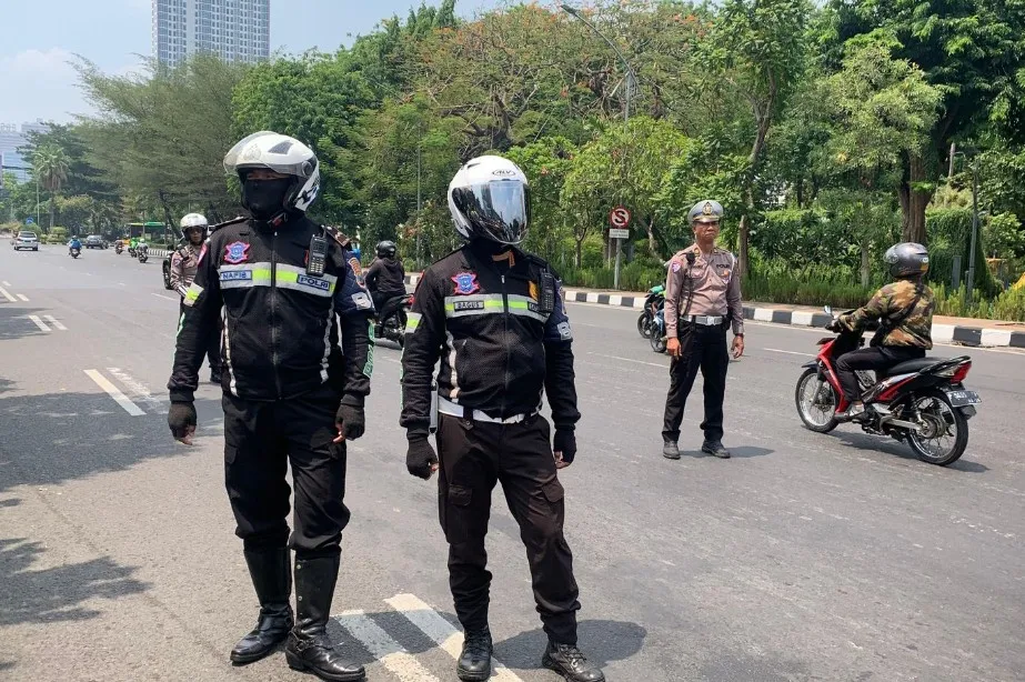Operasi Zebra Semeru 2024, Satlantas Polrestabes Surabaya Menindak Tilang 229 dan BB Roda 2 Sebanyak 2 Unit