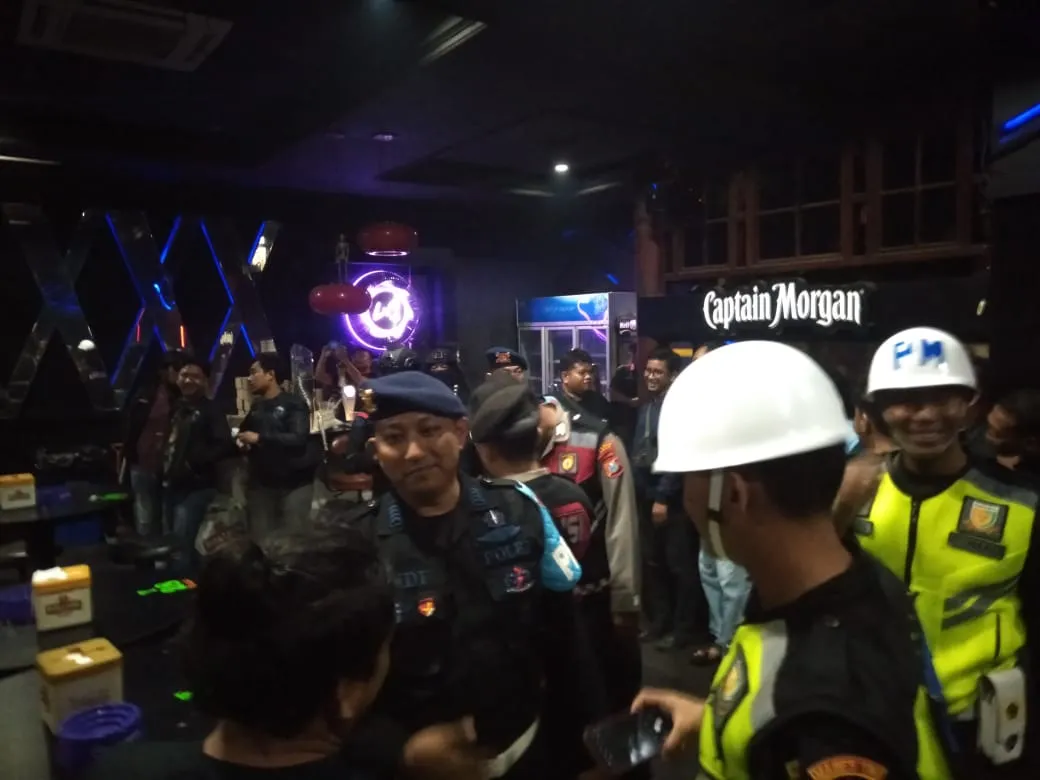 Satresnarkoba Polres Tuban Gelar Operasi Gabungan Dalam Pemberantasan Peredaran Narkoba di Hiburan Malam