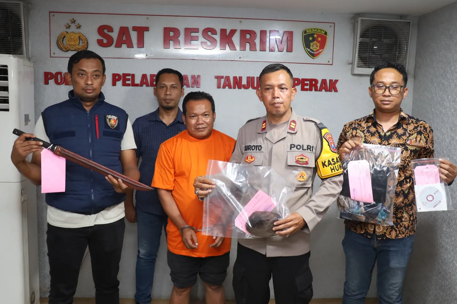 Gerak Cepat Polres Pelabuhan Tanjung Perak Amankan Pelaku Penganiayaan di Jalan Bulak Banteng Tanjung