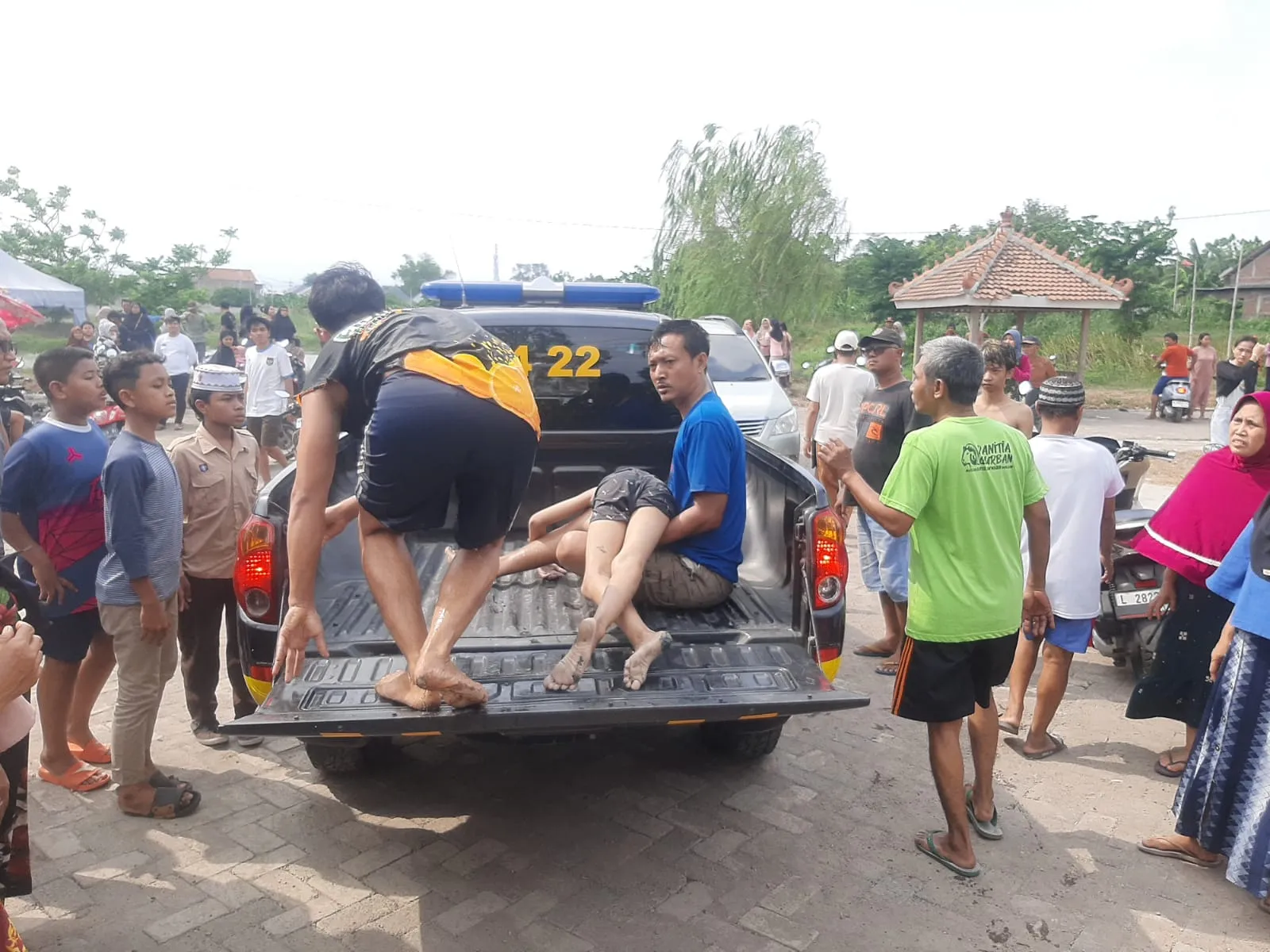 Kejadian Meninggal Dua Orang Anak Tenggelam di Waduk Huluaan Menganti