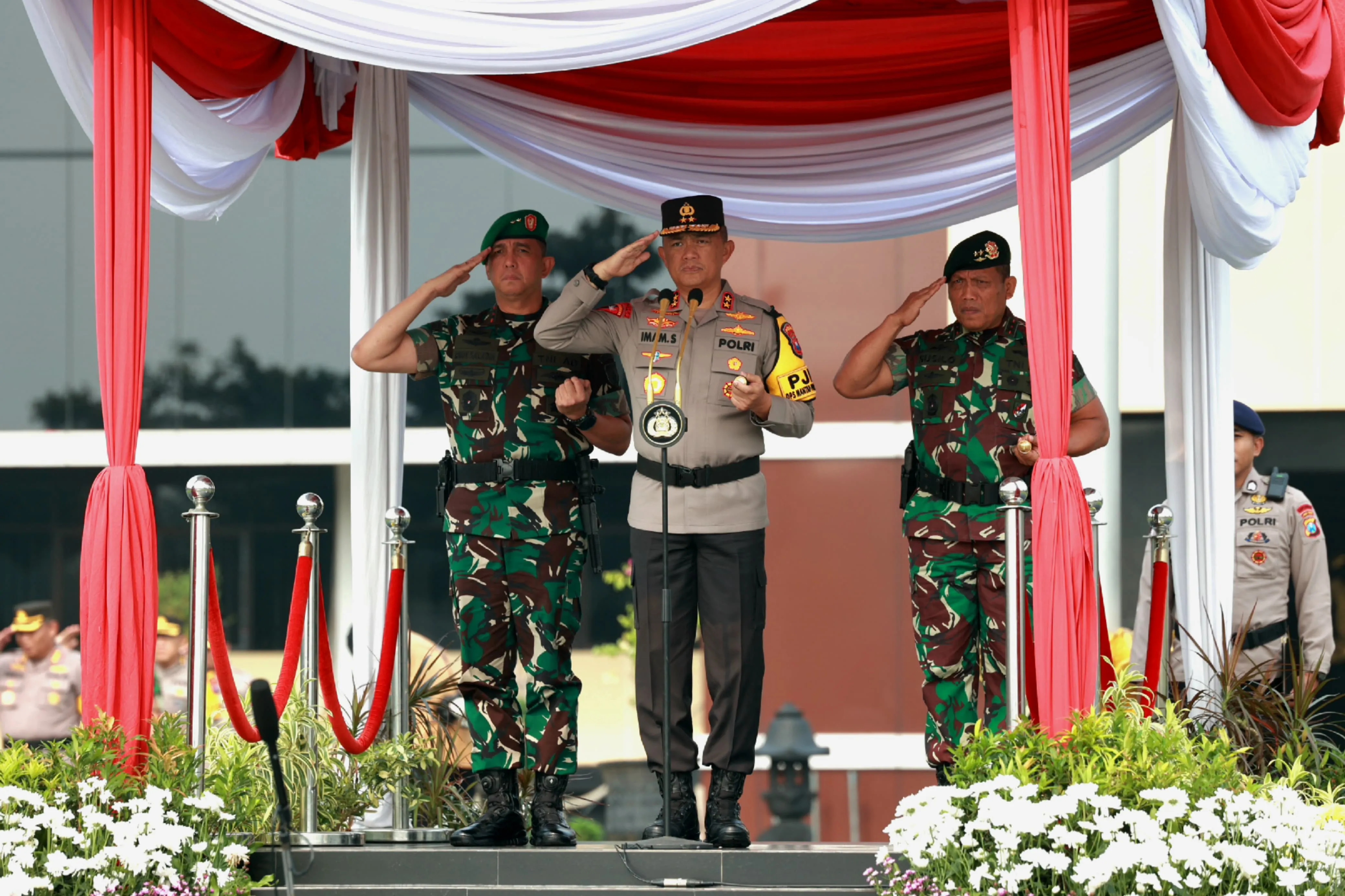 Pimpin Apel Serpas Pengamanan Pilkada 2024, Kapolda Jatim Ajak Semua Pihak Jogo Jawa Timur