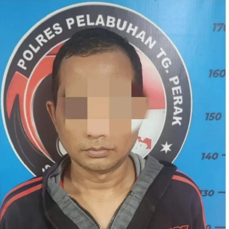 Satresnarkoba Polres Pelabuhan Tanjung Perak Amankan Kurir Pil LL, Sita 57.315 Butir Pil LL