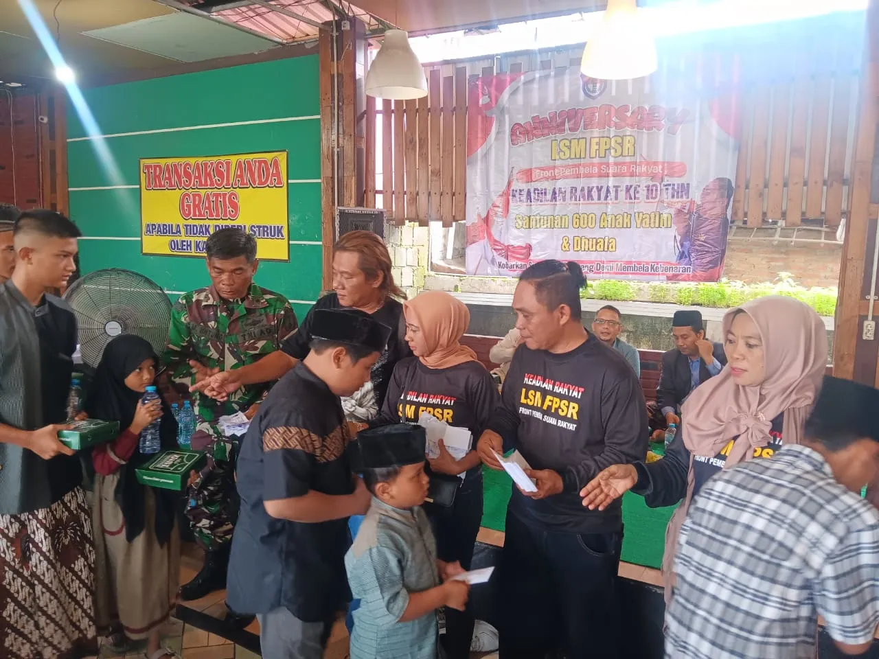 Aniversary ke-10 LSM FPSR Memberikan Santunan 600 Anak Yatim dan Dhuafa