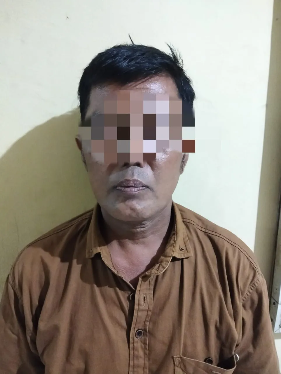 Polsek Kenjeran Amankan Pelaku Pencurian Tas Milik Anak Yang Sedang Sholat