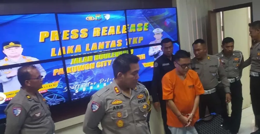Pengendara Mobil Mercy Ditetapkan Jadi Tersangka, Usai Ugal-ugalan di Jalan Kenjeran Surabaya