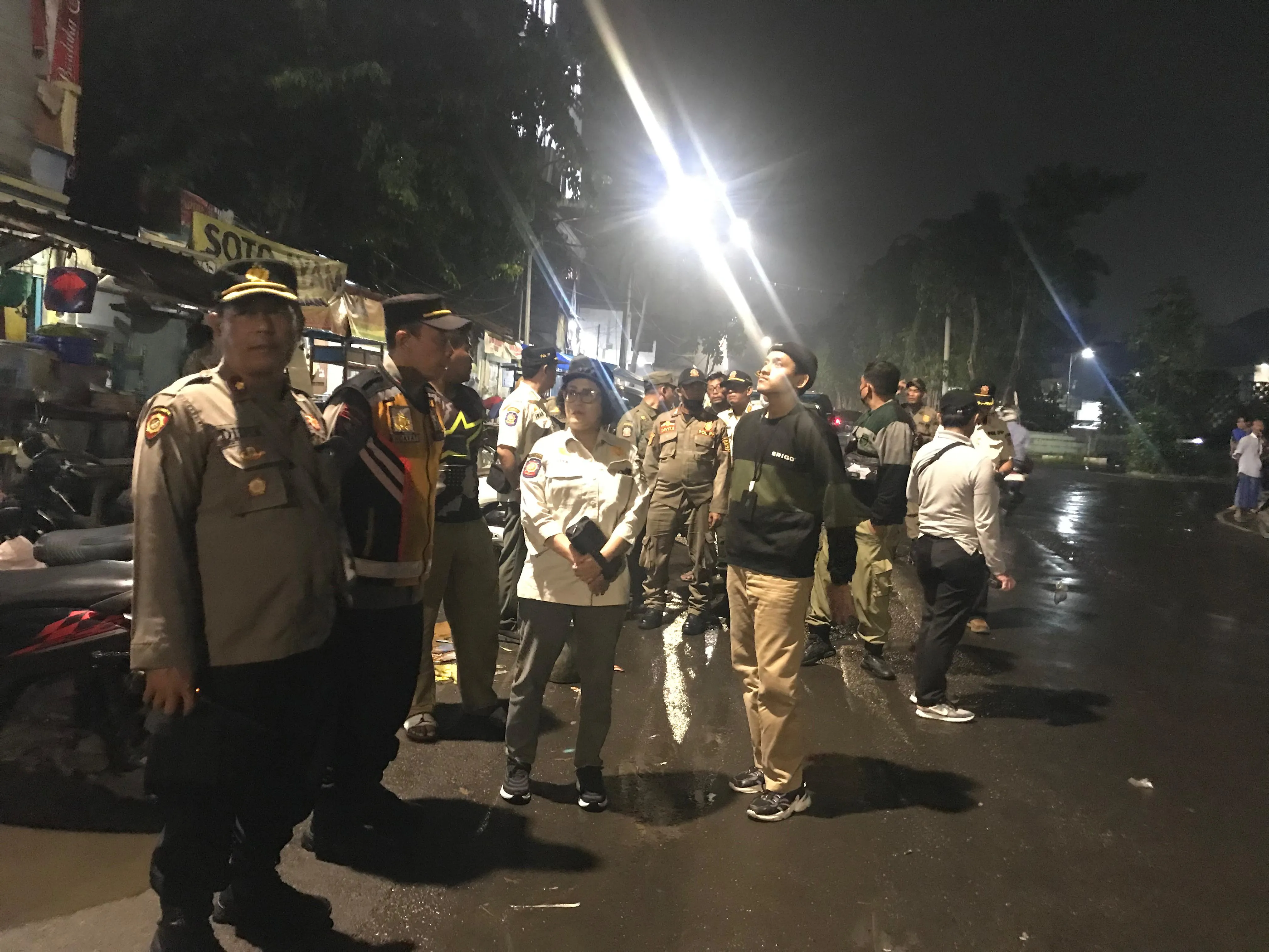 Tunjukkan Kesigapan, 3 Pilar Simokerto Amankan Perayaan Tahun Baru 2025 dari Tawuran Remaja