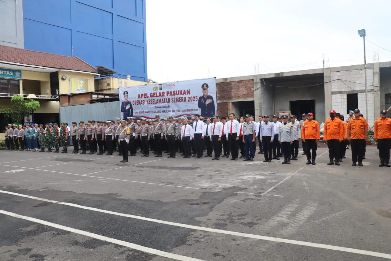 Apel Gelar Pasukan Operasi Keselamatan Semeru 2025 Digelar di Polres Pelabuhan Tanjung Perak