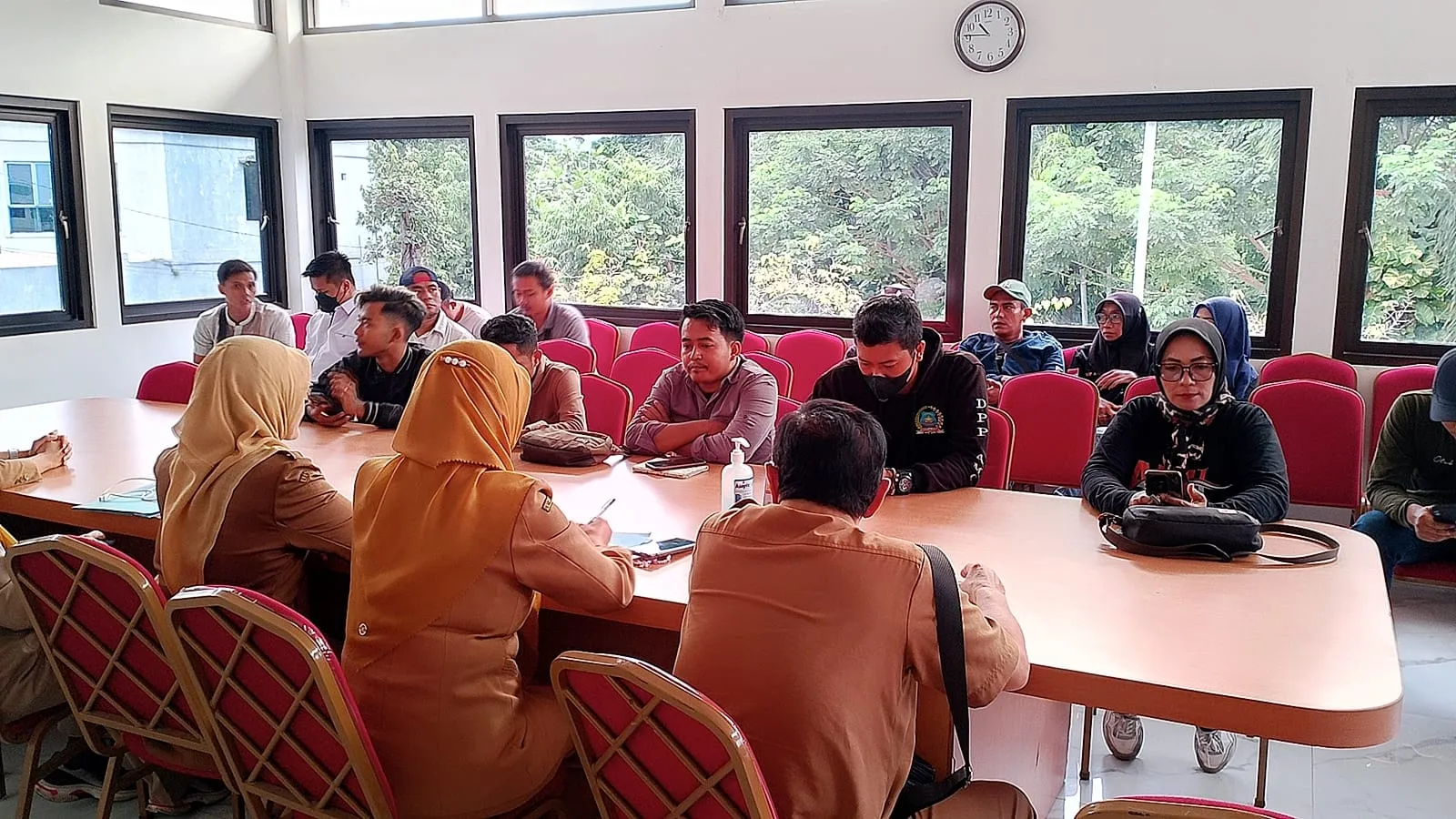 AMI Audiensi dengan Dinas Kesehatan Surabaya, Bahas Dampak Bau PT Central Proteina Prima