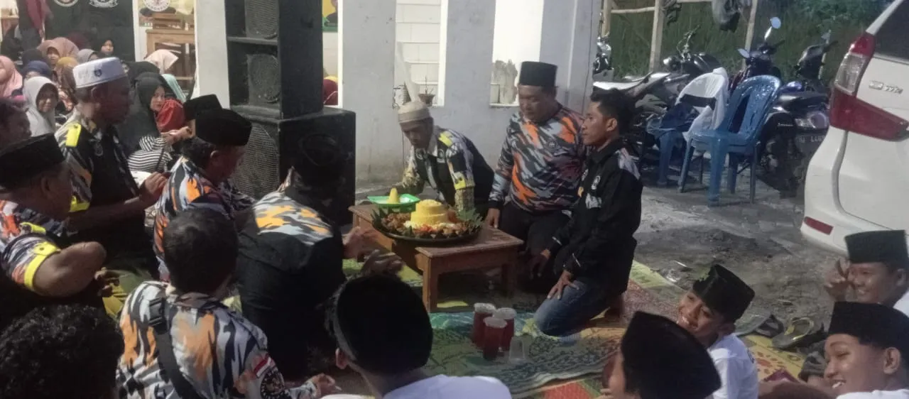 Solidaritas Tanpa Batas LSM GMBI Distrik Gresik Dalam Memperingati Ulang Tahun LSM GMBI ke 23