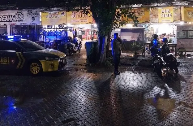 Polsek Gayungan Giat Patroli Sahur Subuh Ceria, Antisipasi 3C dan Kemacetan