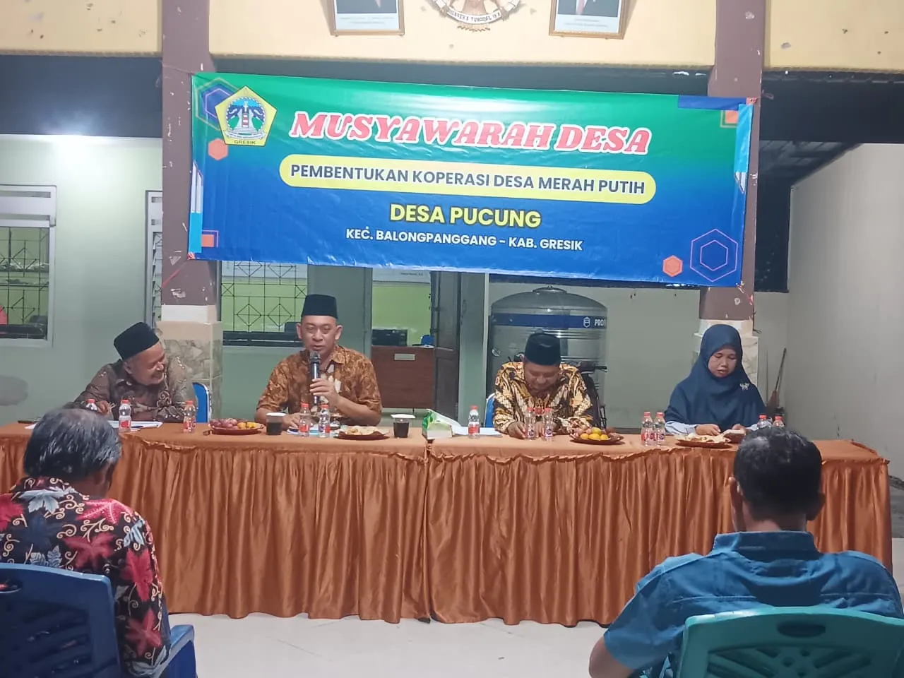 Musyawarah Pembentukan Koperasi Merah Putih Desa Pucung Kecamatan Balongpanggang.