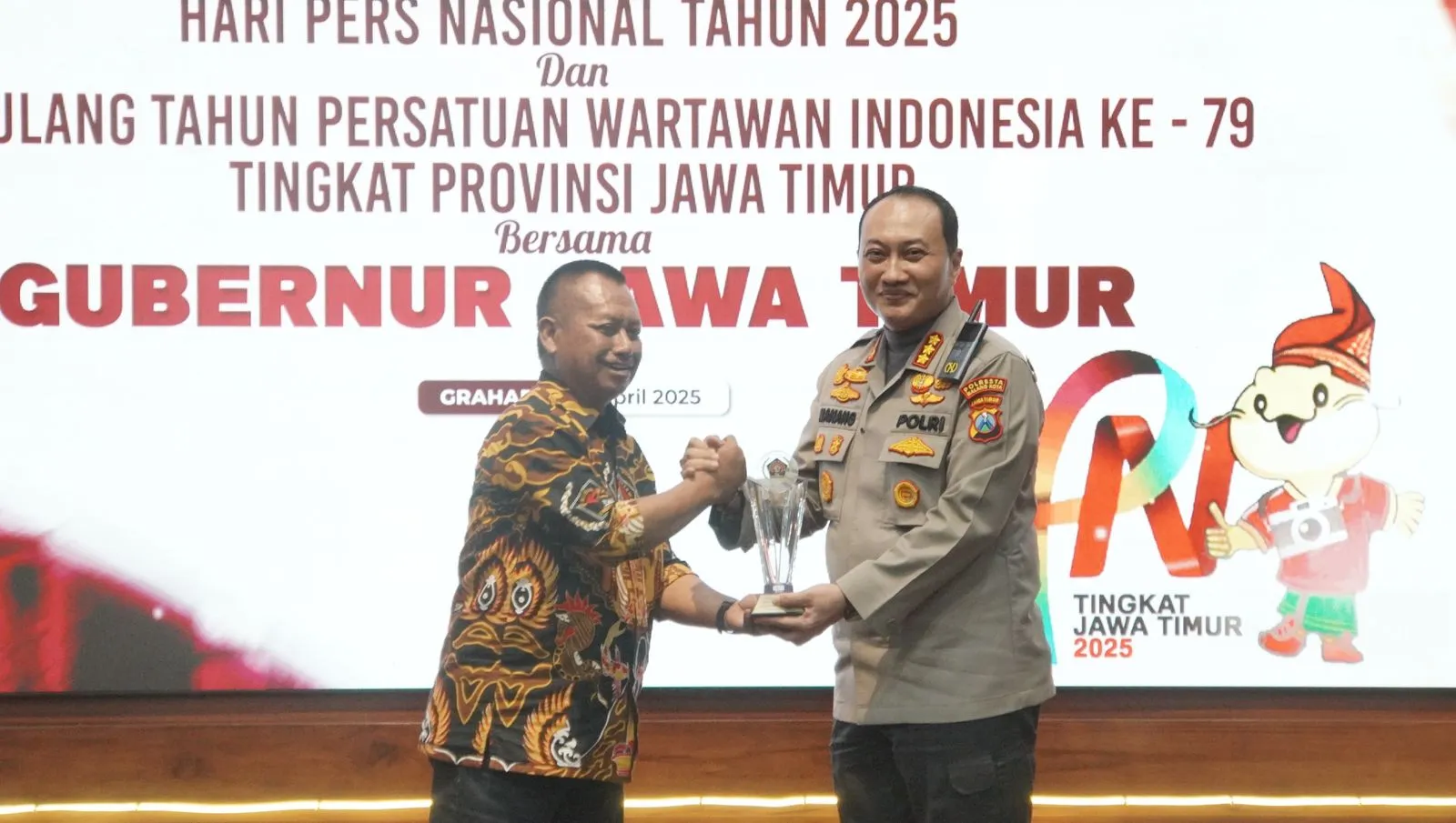 Kapolresta Malang Kota Raih 'Rastra Sewakottama Award 2025' Komitmen Lindungi Anak Perempuan dari Kanker Serviks