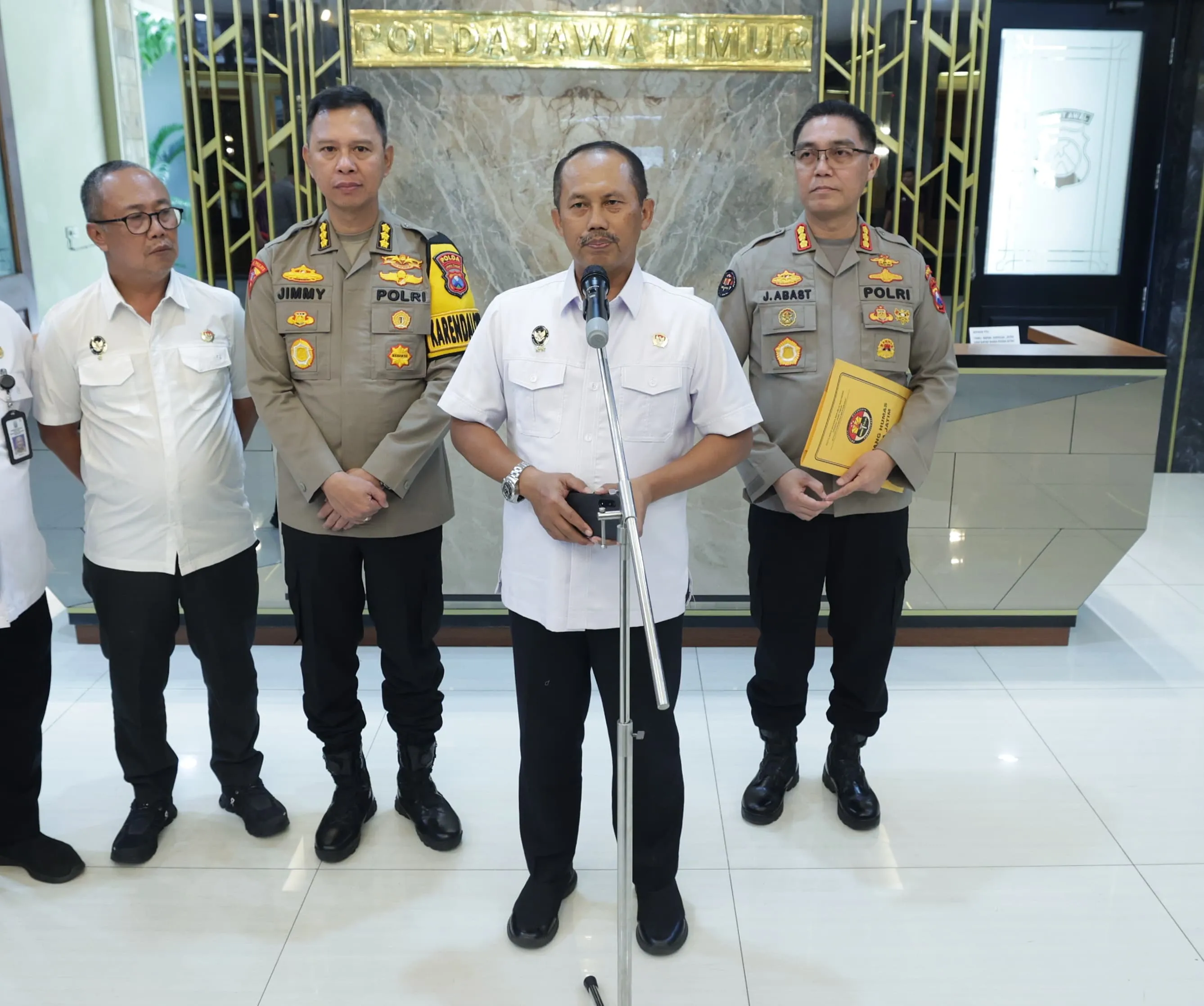 Deputi Kemenko Polhukam Apresiasi Satgas Terpadu Pemberantasan Premanisme yang Dibentuk Polda Jatim